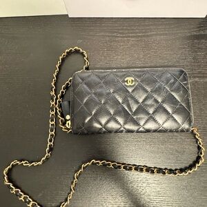 Chanel Black Quilted Crossbody Bag with Gold Chain